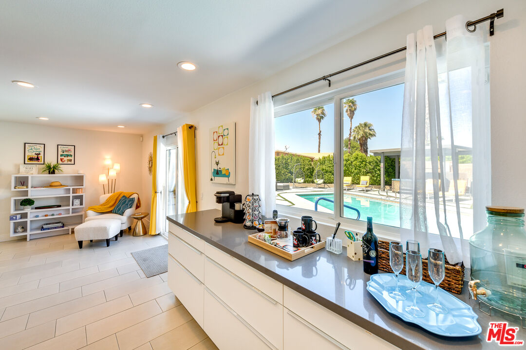 2146 North Blando Road Palm Springs, CA 92262 - Photo 6 of 31