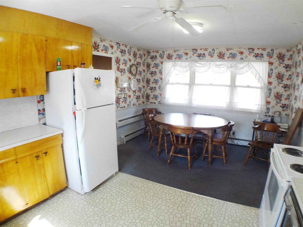 897 Profile Road Bethlehem, NH 03574 - Photo 7 of 39