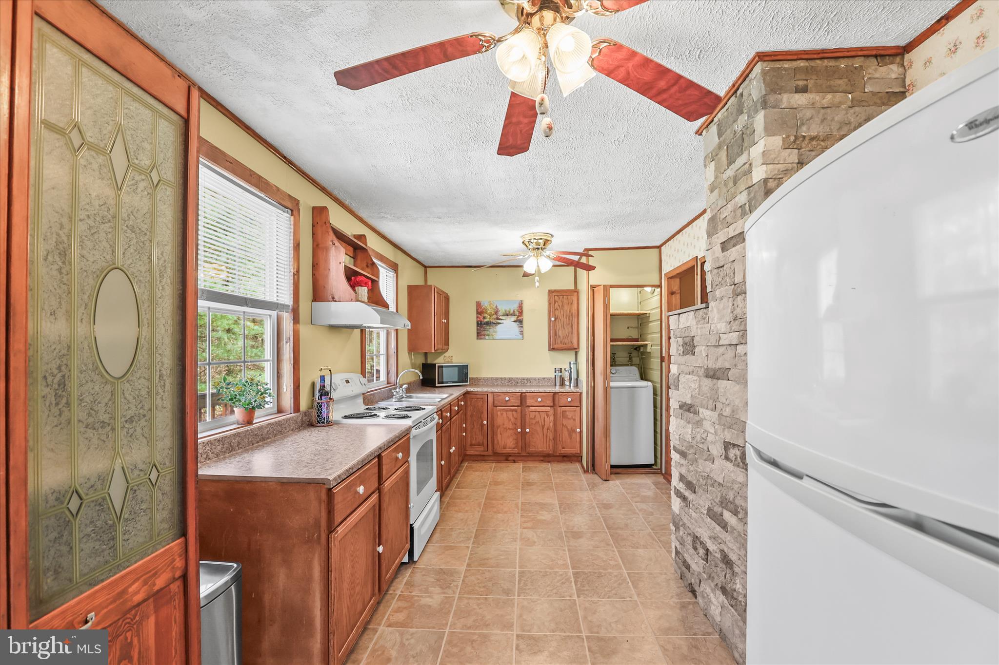 120 Timber Lane Aspers, PA 17304 - Photo 8 of 29 Kitchen from Dining Room