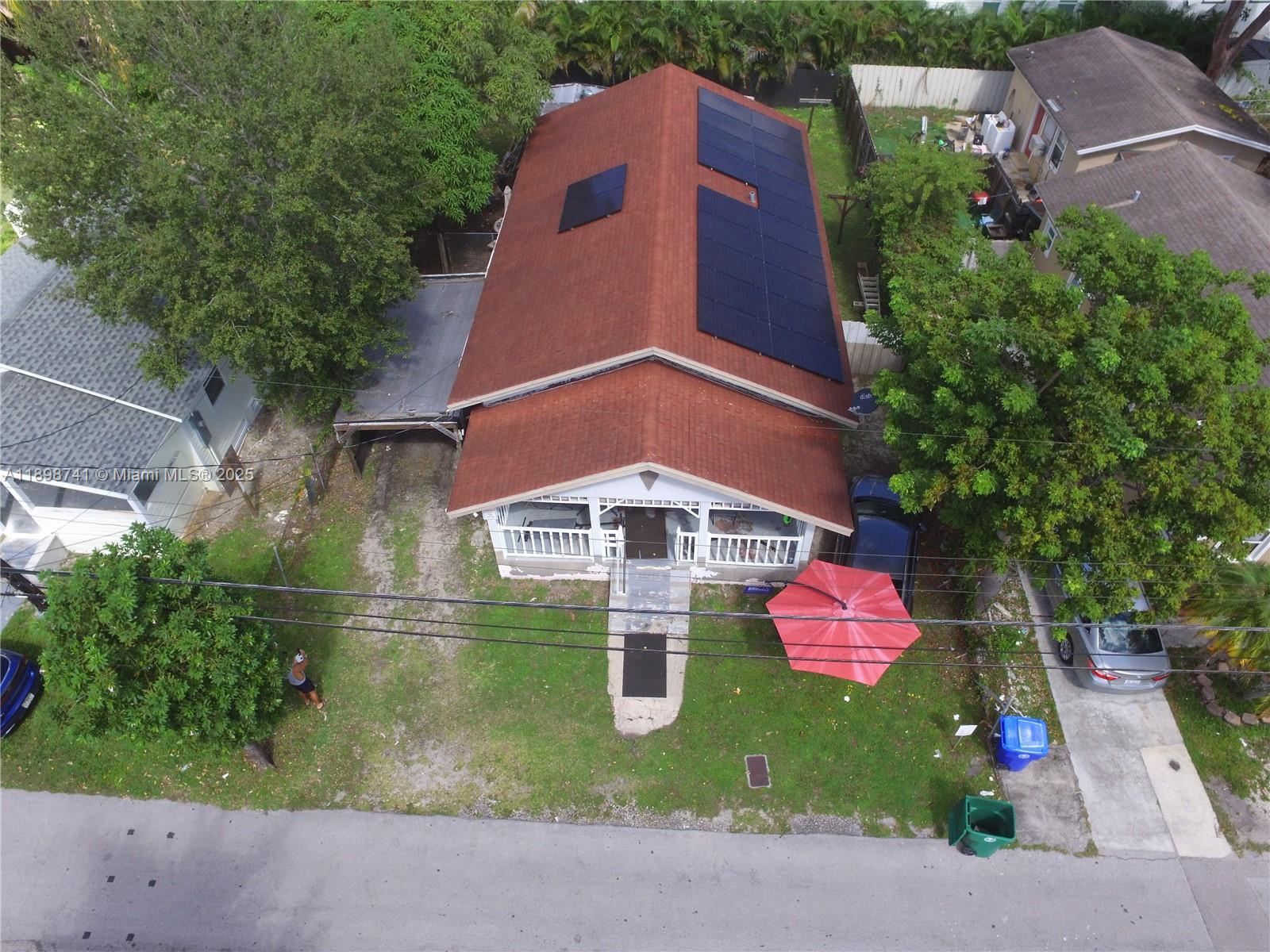 3759 Florida Avenue Miami, FL 33133 - Photo 2 of 7
