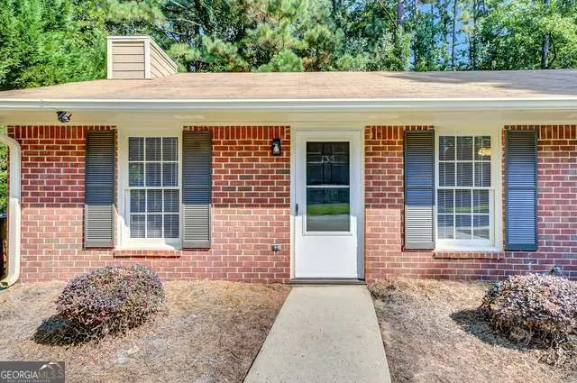 $1,500 | 135 Belle Drive, Fayetteville, GA 30214
