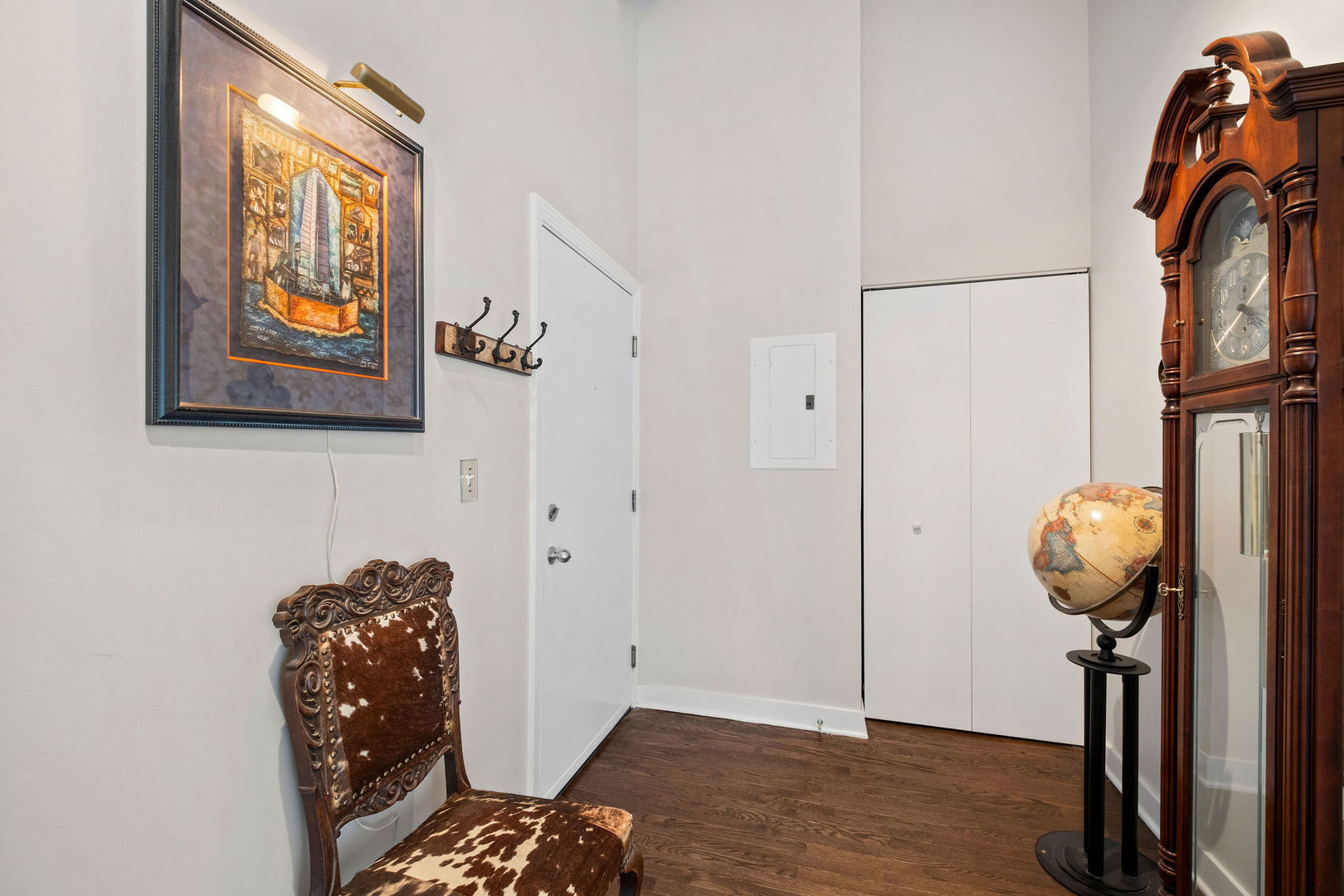 1601 West School Street, Unit 511 Chicago, IL 60657 - Photo 18 of 23 a view of entryway with wooden floor