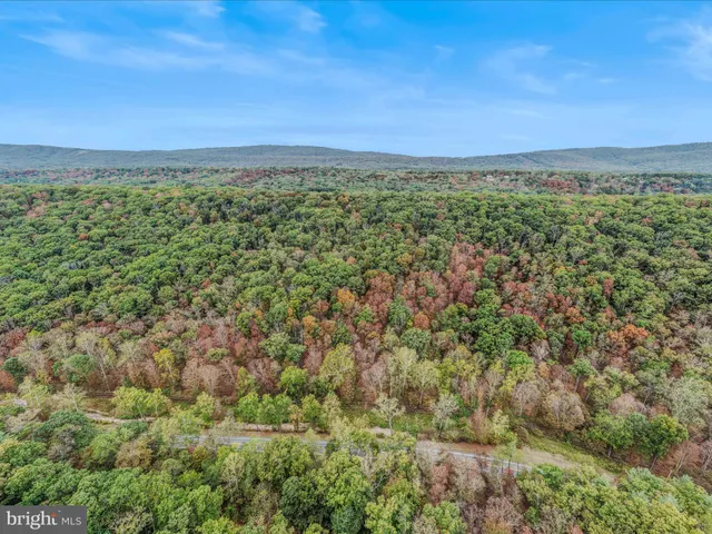 $268,500 | Cacapon Road, Great Cacapon, WV 25422