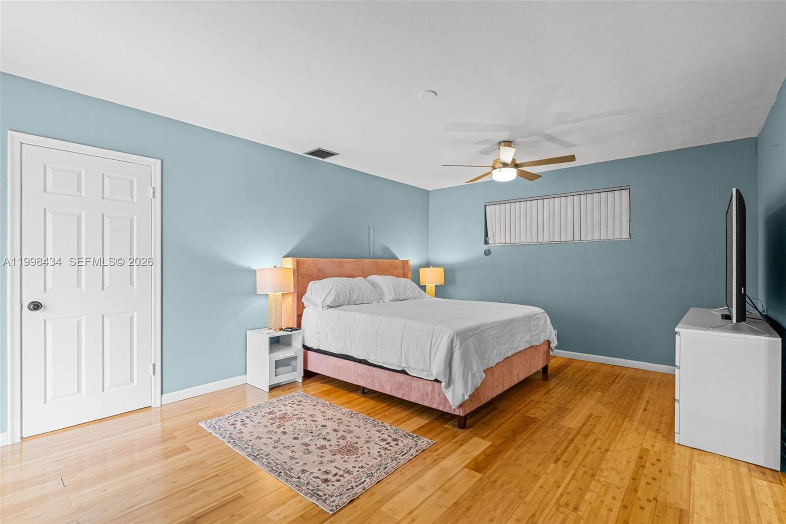 5214 West Park Road Hollywood, FL 33021 - Photo 11 of 23