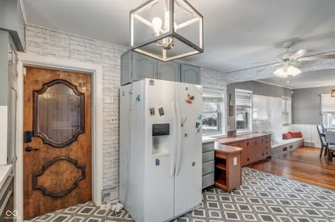 $230,000 | 4606 West 79th Street, Indianapolis, IN 46268