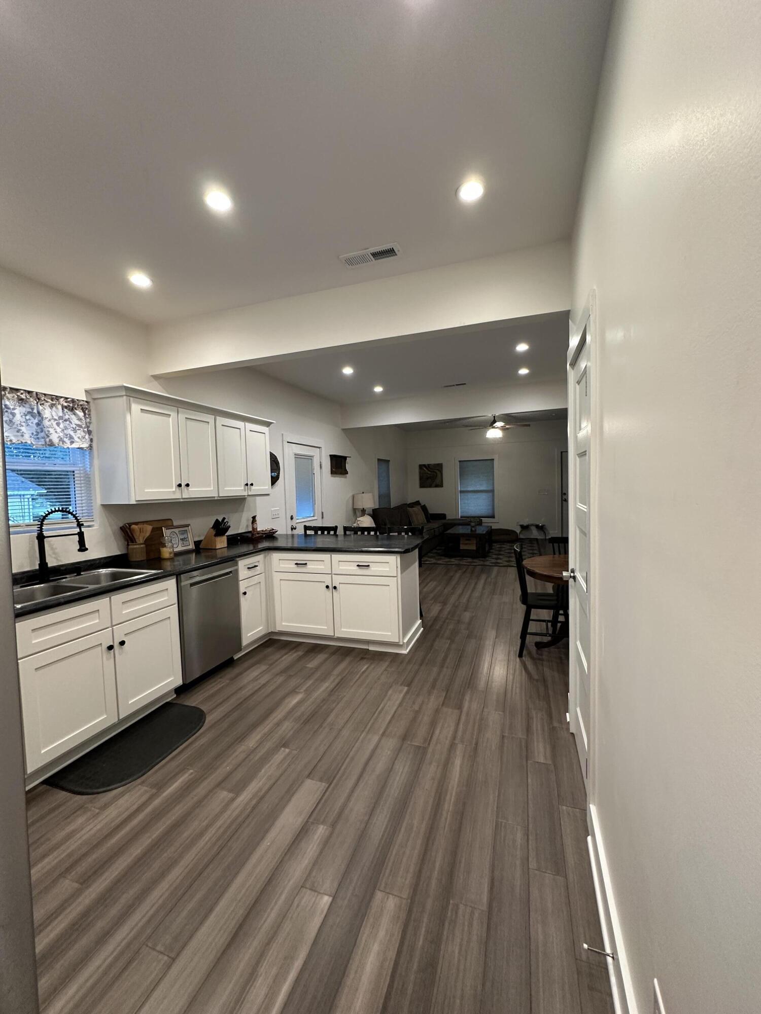 915 Old State Highway 8 Dunlap, TN 37327 - Photo 8 of 29 IMG_1254