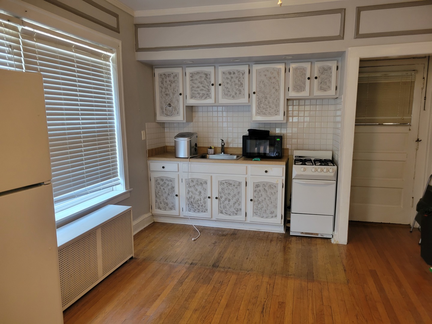 360 Ridge Avenue, Unit 113 Evanston, IL 60202 - Photo 7 of 8