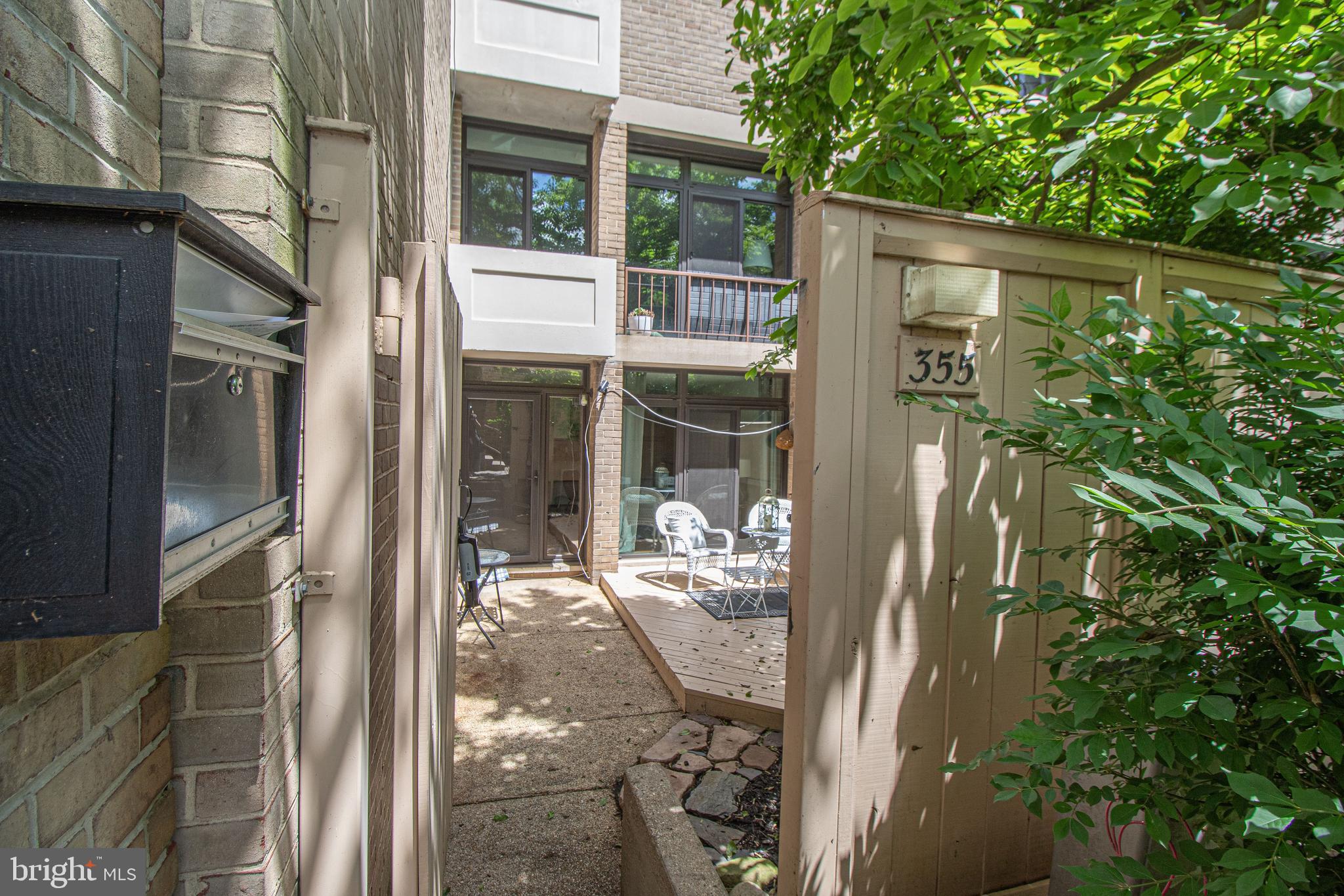 355 North N Street Southwest, Unit 355 Washington, DC 20024 - Photo 19 of 24