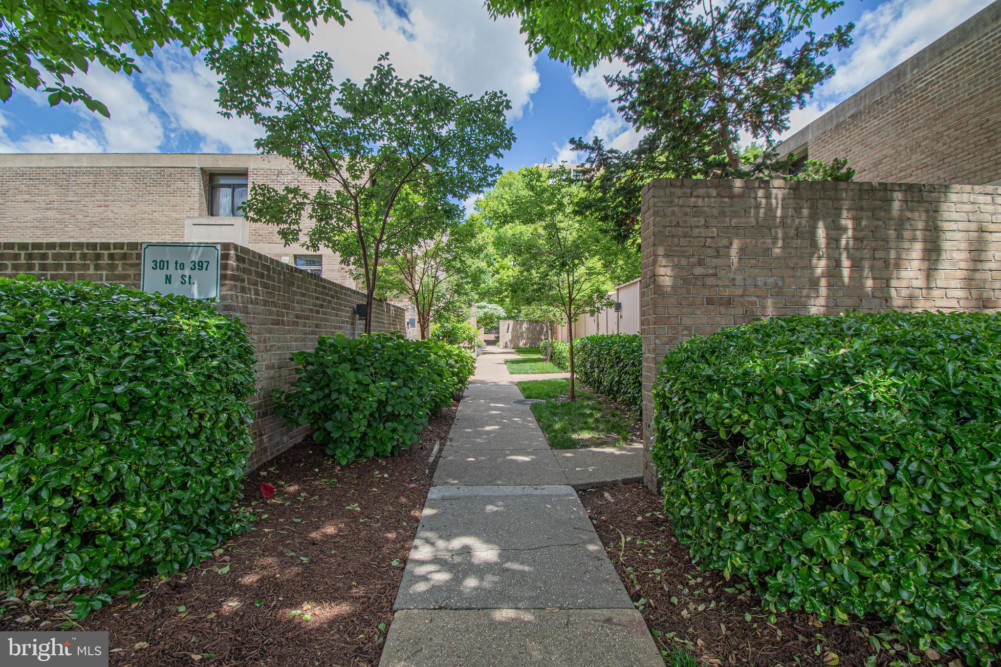 355 North N Street Southwest, Unit 355 Washington, DC 20024 - Photo 22 of 24