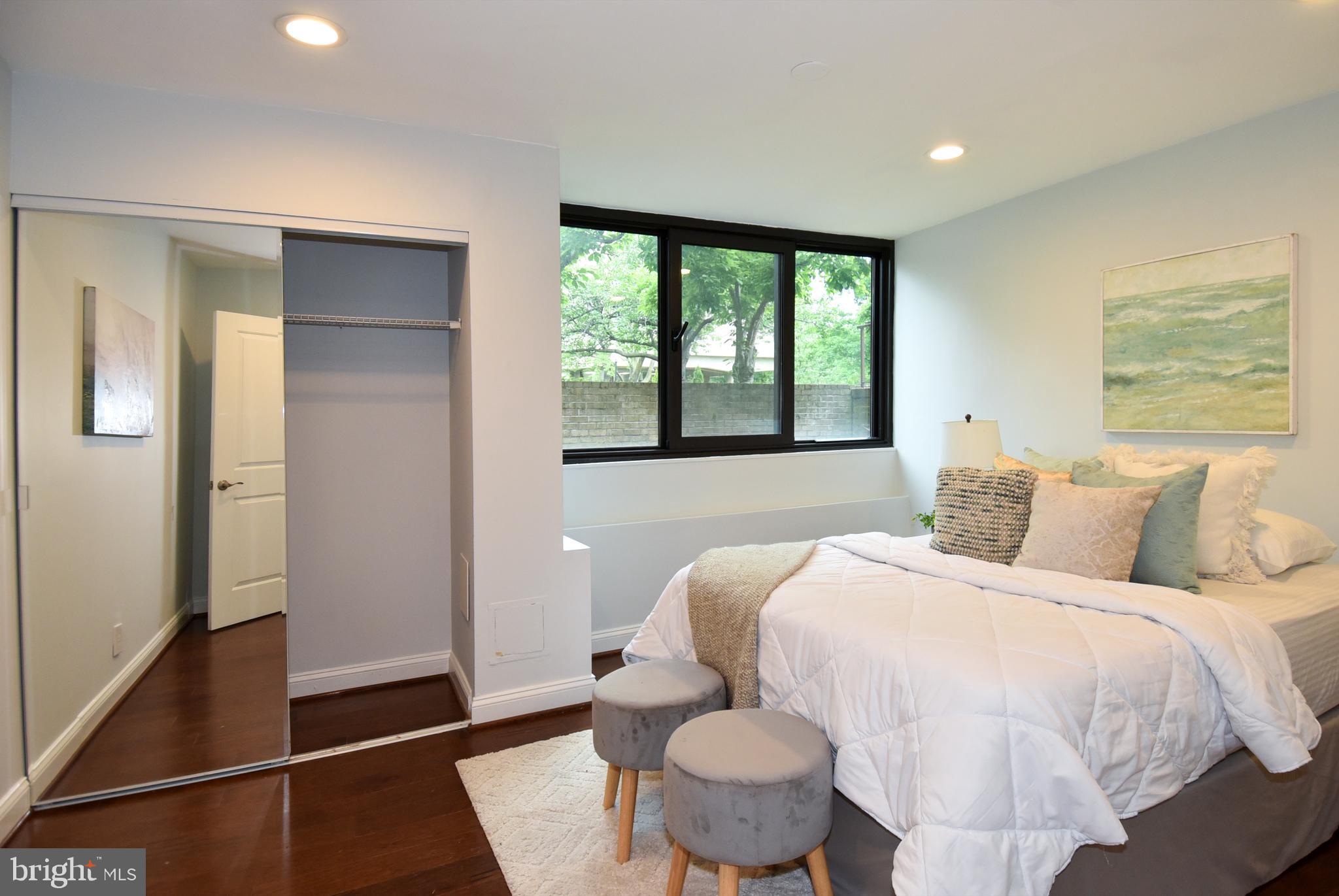 355 North N Street Southwest, Unit 355 Washington, DC 20024 - Photo 7 of 24