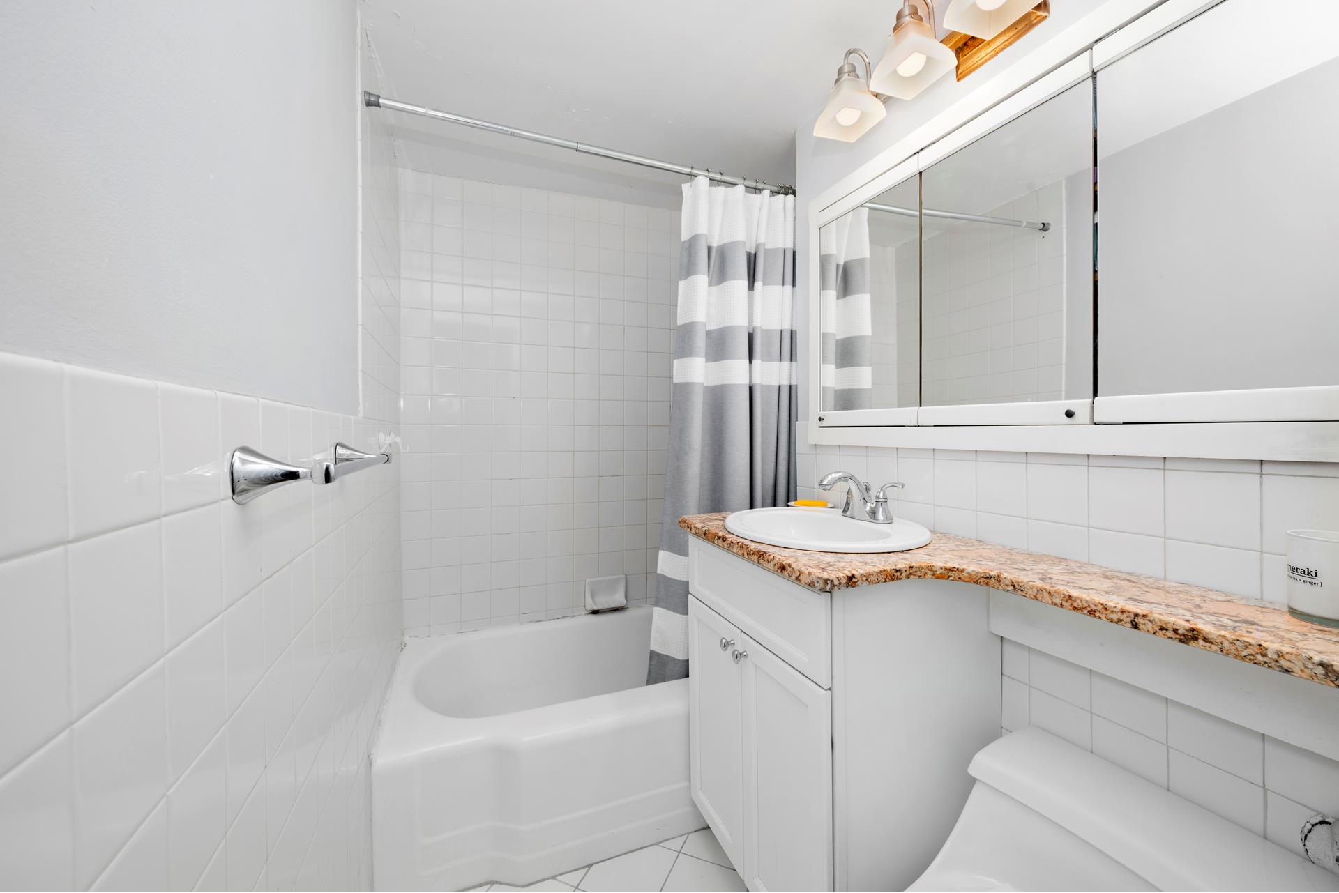 440 East 79th Street, Unit 5K Manhattan, NY 10075 - Photo 6 of 11