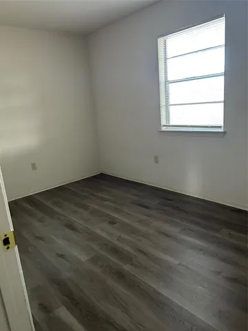 $1,600 | 1819 Pelican Drive North, Pelican Bay, TX 76020