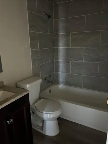 $1,600 | 1819 Pelican Drive North, Pelican Bay, TX 76020