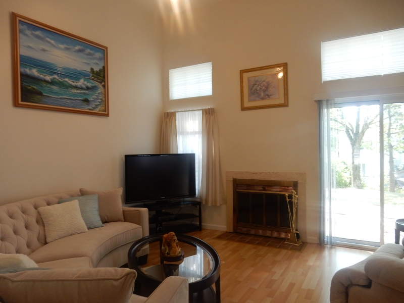 419 Cardinal Lane Bedminster, NJ 07921 - Photo 4 of 24