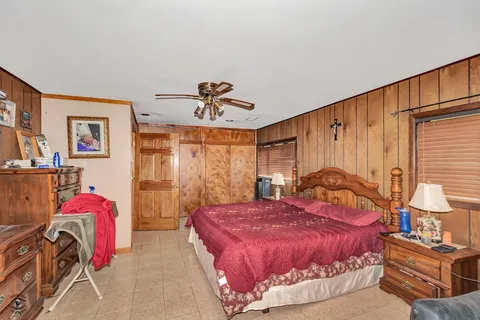 $450,000 | 17348 Bluff Road, Lemont, IL 60439