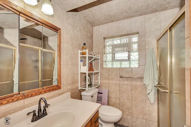 $460,000 | 17348 Bluff Road, Lemont, IL 60439