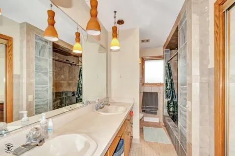 $450,000 | 17348 Bluff Road, Lemont, IL 60439