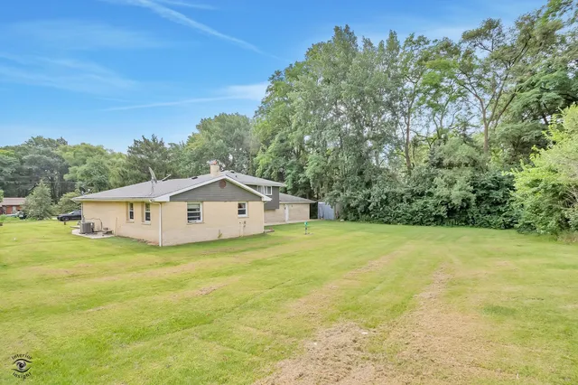 $460,000 | 17348 Bluff Road, Lemont, IL 60439