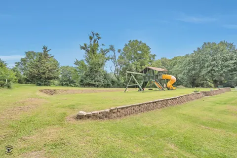 $450,000 | 17348 Bluff Road, Lemont, IL 60439