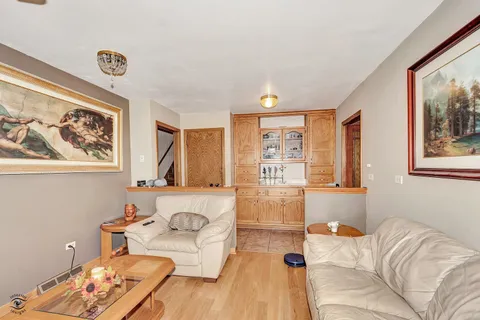 $450,000 | 17348 Bluff Road, Lemont, IL 60439