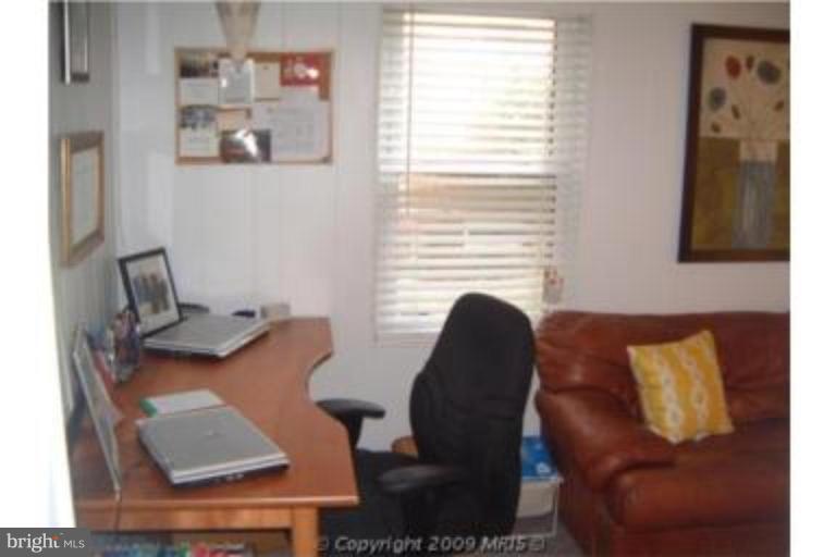 313 Marvin Road Silver Spring, MD 20901 - Photo 7 of 20 1st floor study/den/office/guest room.