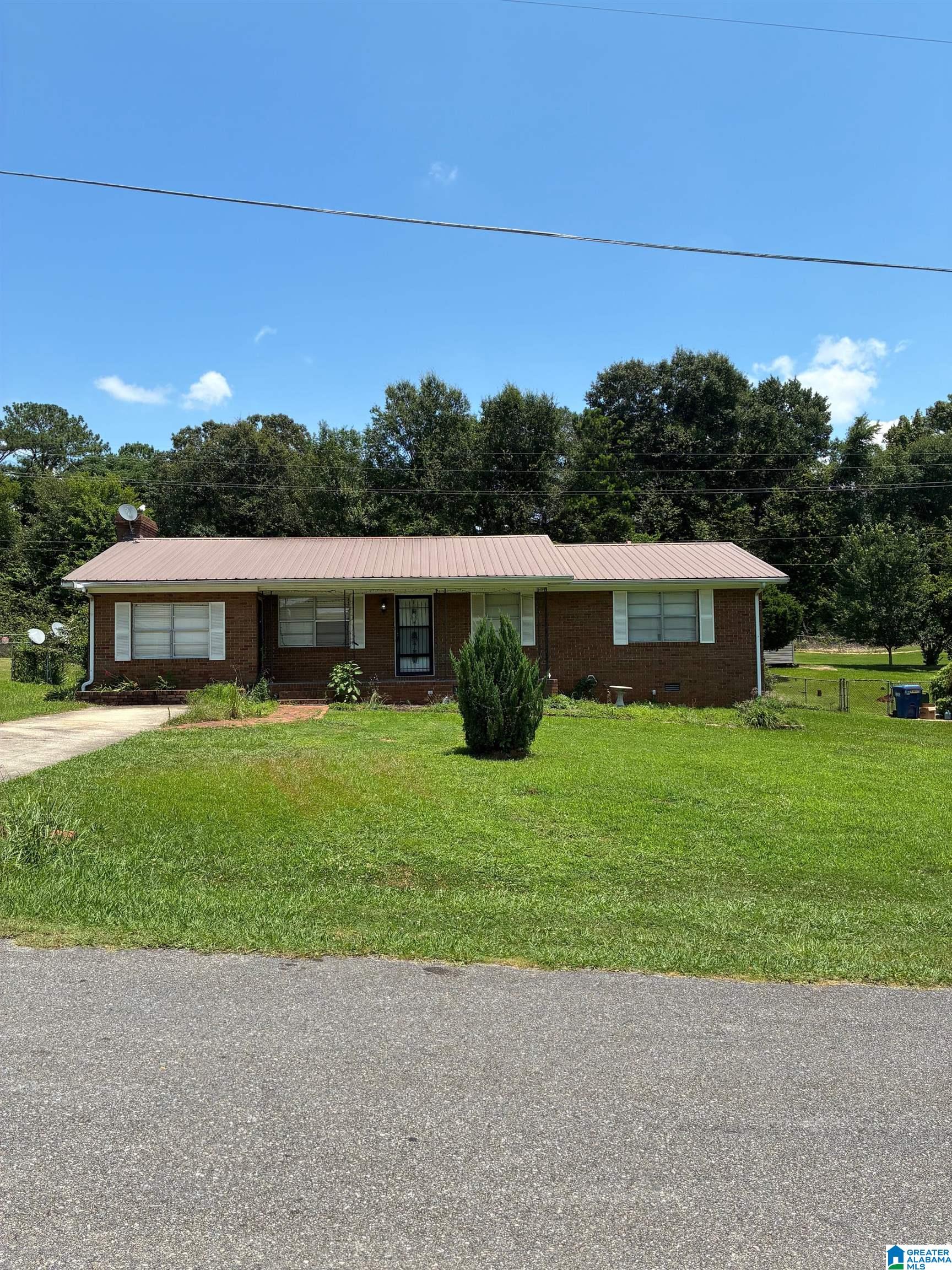 109 Brenda Road Anniston, AL 36206 - Photo 3 of 3