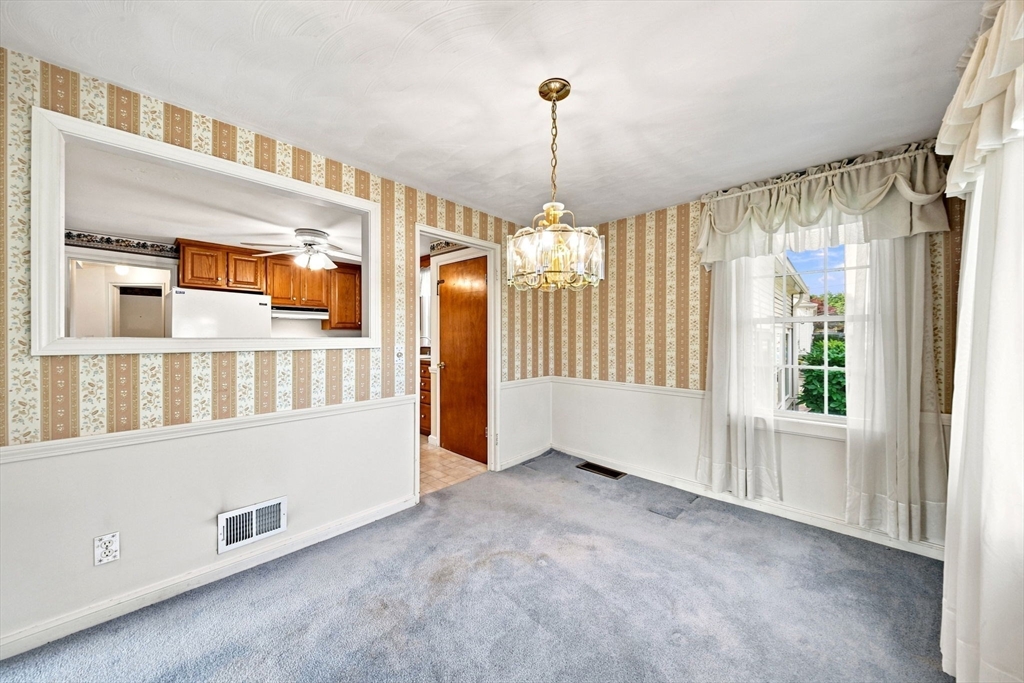 6 Evans Road Stoneham, MA 02180 - Photo 9 of 18 Gallery Image 9