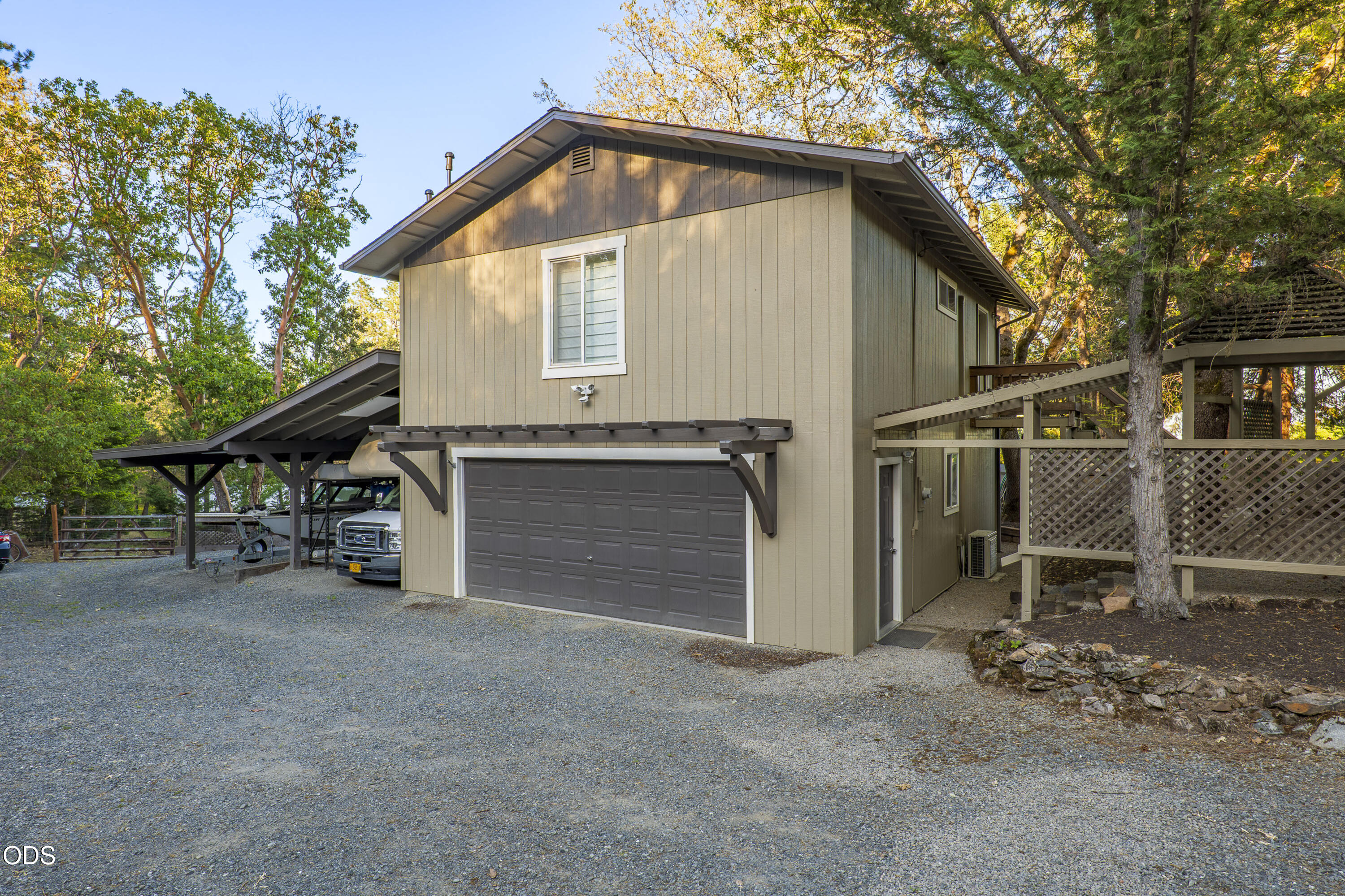 2564 Old Military Road Central Point, OR 97502 - Photo 40 of 58