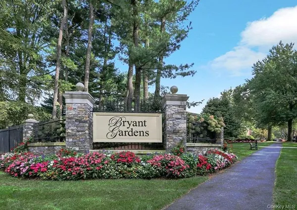 $159,000 | 4 Bryant Crescent, Unit 2C, White Plains, NY 10605