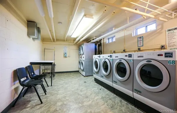 $159,000 | 4 Bryant Crescent, Unit 2C, White Plains, NY 10605