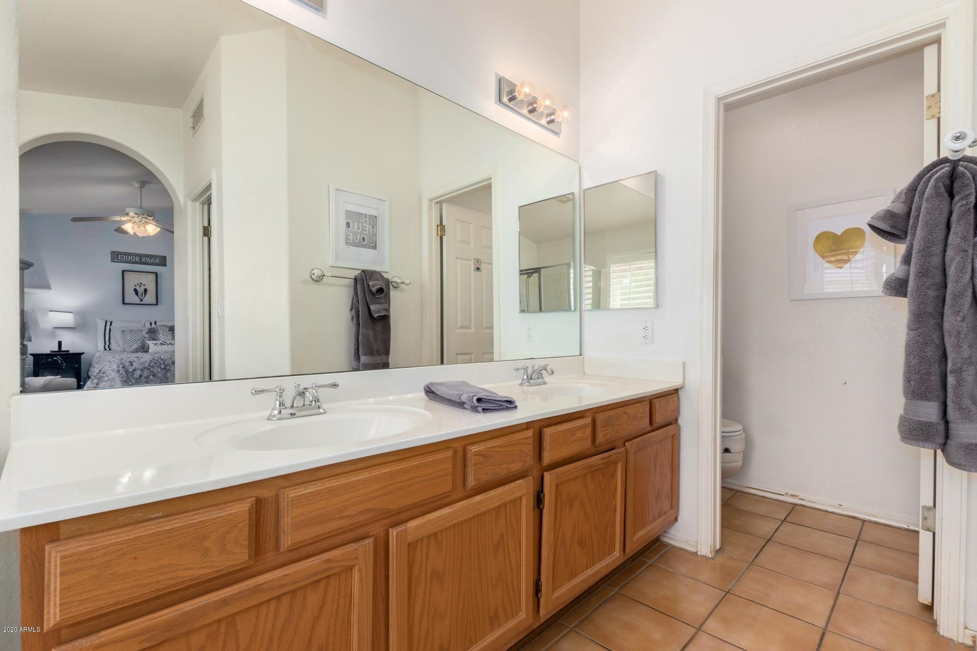 4245 East Danbury Road Phoenix, AZ 85032 - Photo 20 of 28 0034-Danbury 34