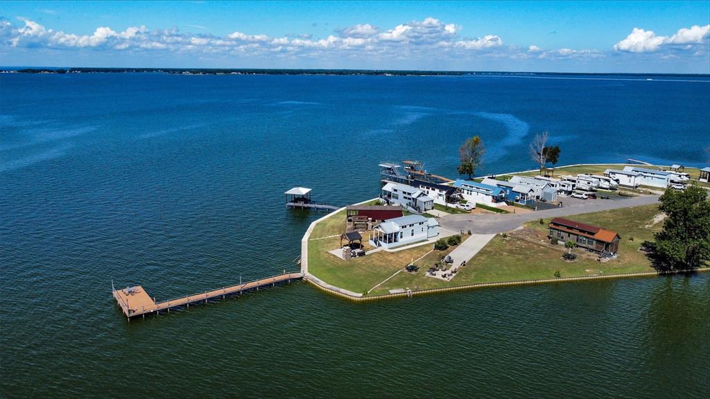 6465 Peninsula Road Kerens, TX 75144 - Photo 2 of 34