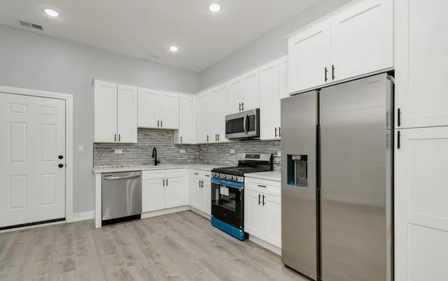 $2,314 | 5444 South State Street, Unit 2, Chicago, IL 60609