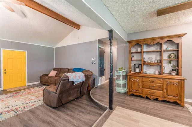 $295,000 | 104 Sherry Lynn Drive, China Spring, TX 76633