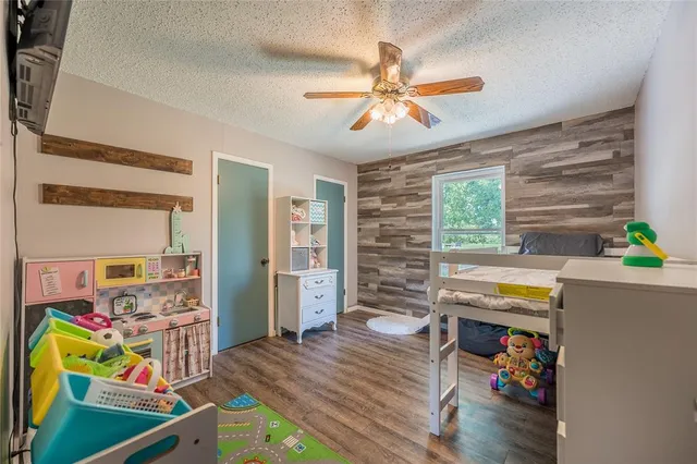 $295,000 | 104 Sherry Lynn Drive, China Spring, TX 76633