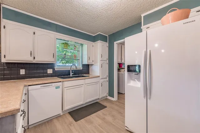 $295,000 | 104 Sherry Lynn Drive, China Spring, TX 76633