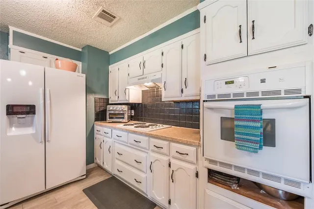 $295,000 | 104 Sherry Lynn Drive, China Spring, TX 76633