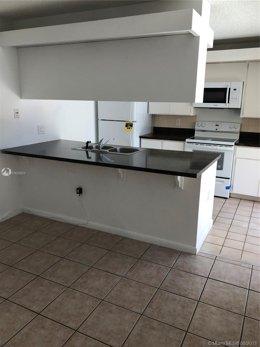 854 Blue Ridge Circle, Unit 854 West Palm Beach, FL 33409 - Photo 15 of 41