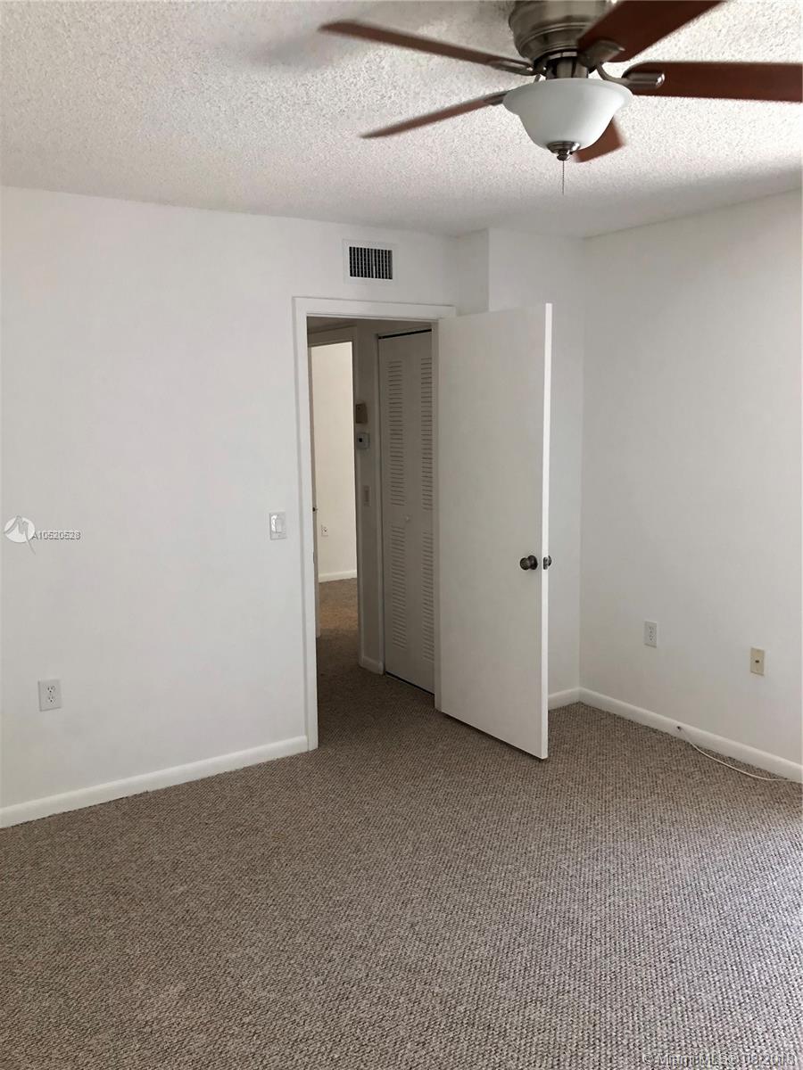 854 Blue Ridge Circle, Unit 854 West Palm Beach, FL 33409 - Photo 33 of 41