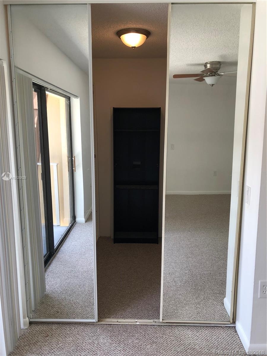 854 Blue Ridge Circle, Unit 854 West Palm Beach, FL 33409 - Photo 38 of 41