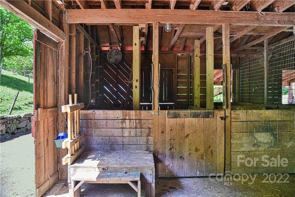 157 Poverty Branch Road Barnardsville, NC 28709 - Photo 41 of 48