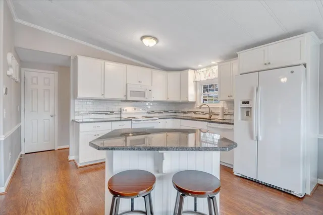 $660,000 | 305 Mill Lake Road, Huddleston, VA 24104