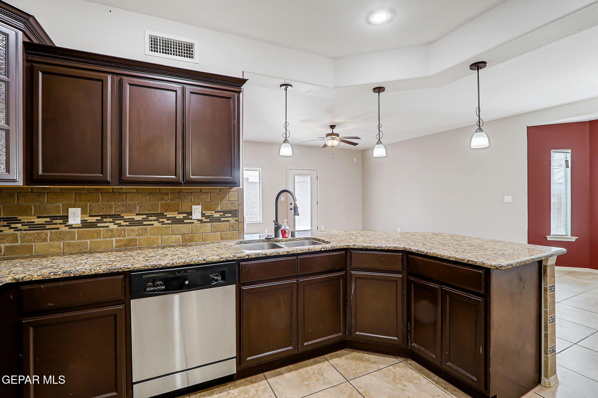 14604 Randall Cunningham El Paso, TX 79938 - Photo 21 of 42 17-web-or-mls-IMG_3984