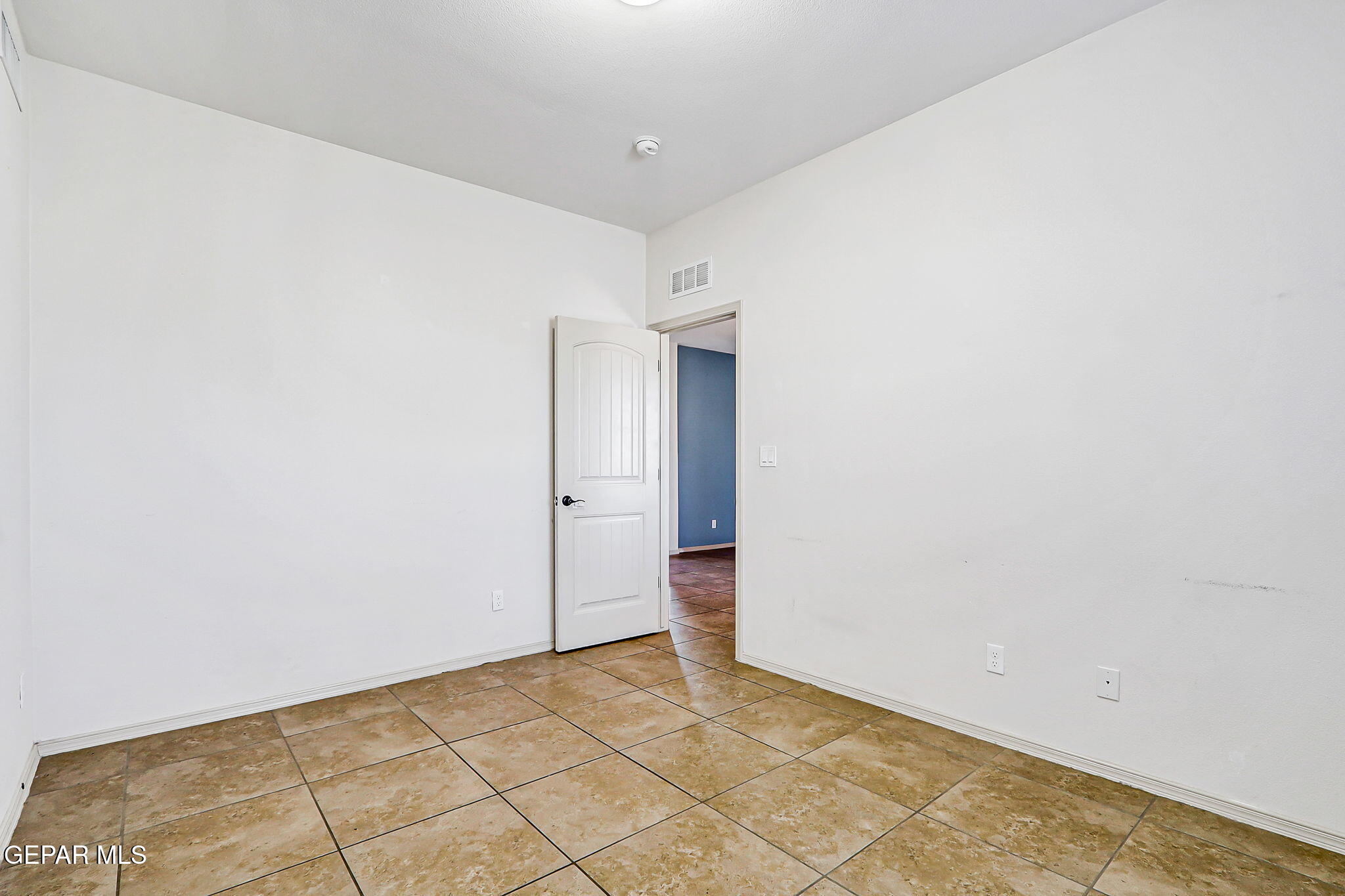 14604 Randall Cunningham El Paso, TX 79938 - Photo 23 of 42 19-web-or-mls-IMG_3997