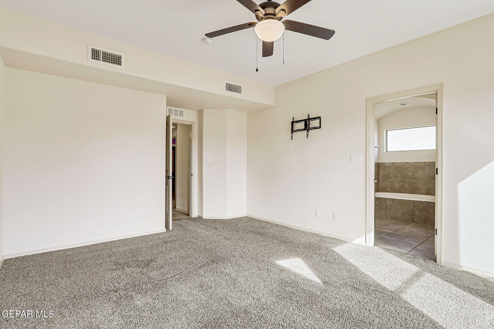 14604 Randall Cunningham El Paso, TX 79938 - Photo 31 of 42 25-web-or-mls-IMG_4040