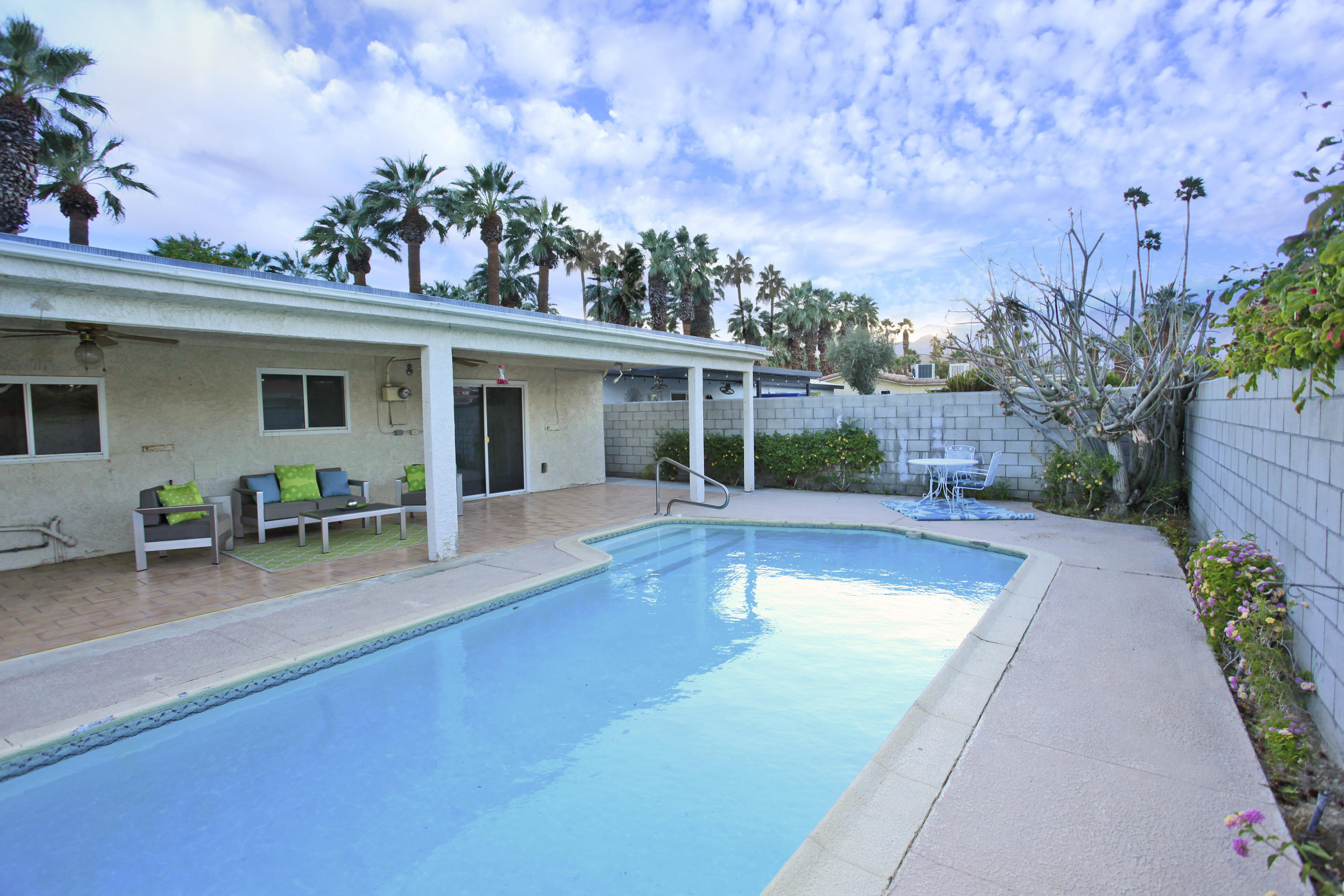70090 Chappel Road Rancho Mirage, CA 92270 - Photo 24 of 26 a view of a house with a patio