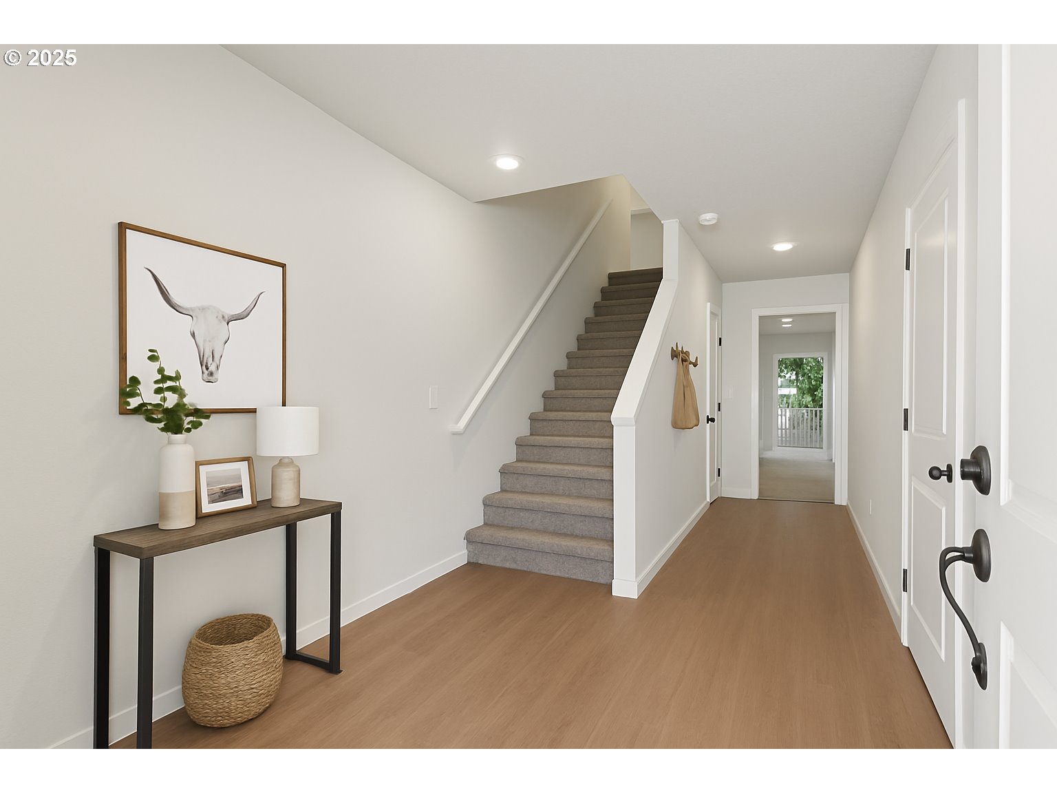 21196 Southwest Ortiz Lane Beaverton, OR 97003 - Photo 2 of 34