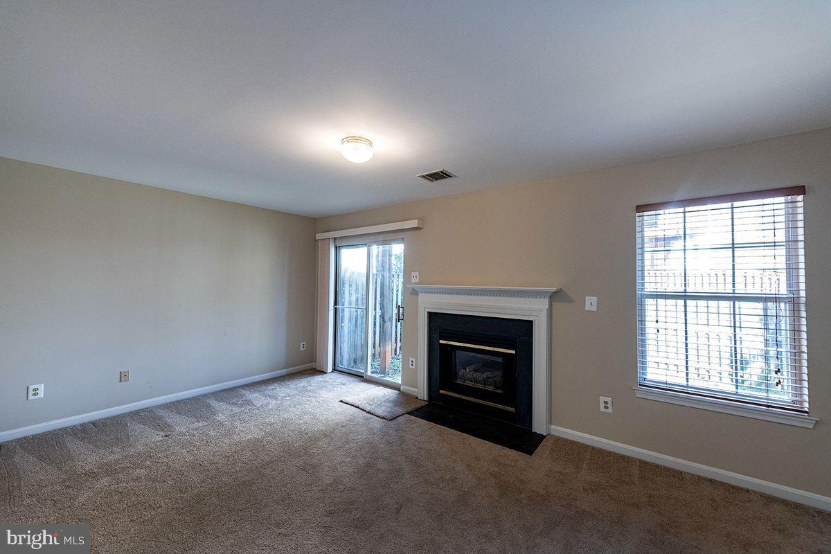 2415 Hay Rake Court Herndon, VA 20171 - Photo 5 of 6
