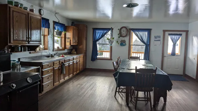 $649,900 | 7909 11 Mile Road, Bear Lake, MI 49614