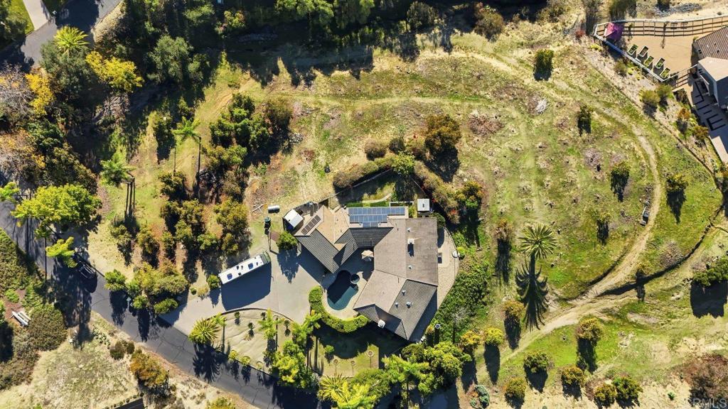 1524 Zutano Lane Fallbrook, CA 92028 - Photo 44 of 49 a picture of street view